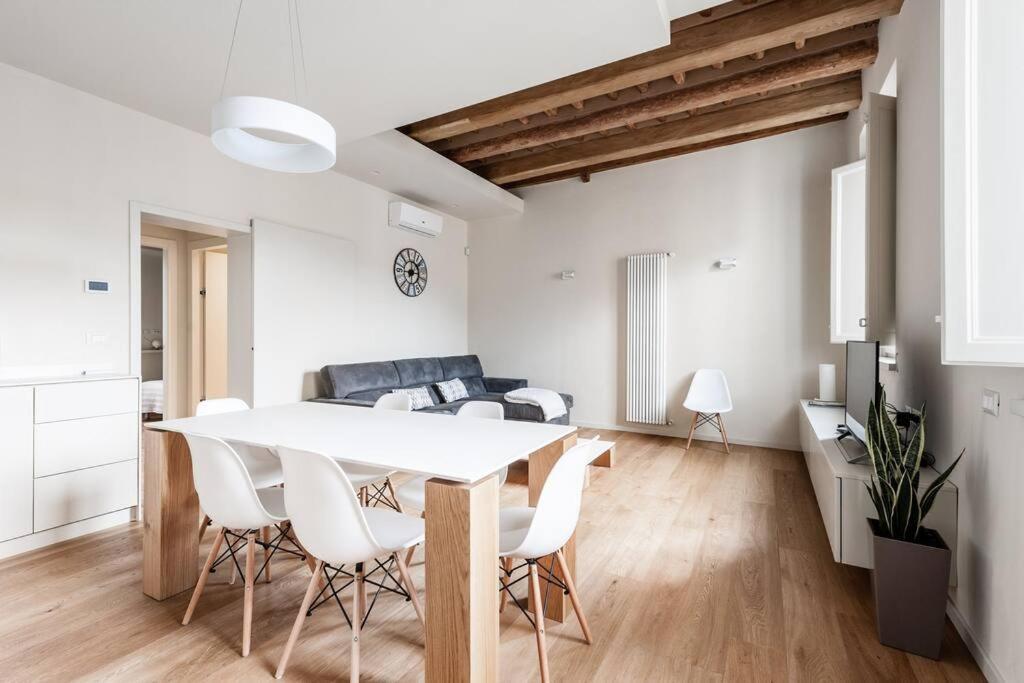 Centro Lucca Vicolo San Pierino 8 Διαμέρισμα Εξωτερικό φωτογραφία